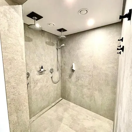 Zur Post Apartment *